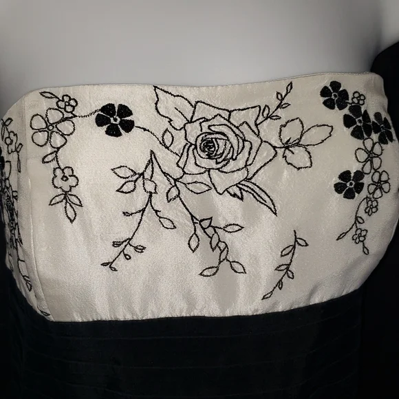 WHBM 100% silk dress - Picture 4 of 7